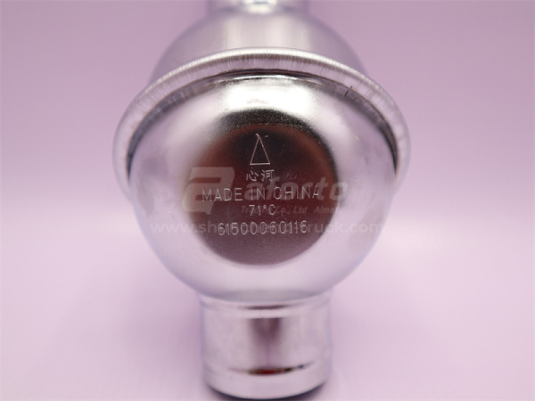 Термостат c корпусом в сборе WD615 71° ZL50 XINHE