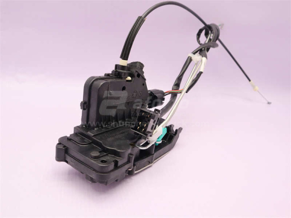 Замок двери кабины с тягой SHAANXI X3000 электрический правой
