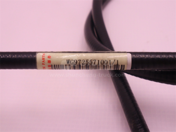 Трос педали газа HOWO 2007/HOWO 30T/HOWO 40T 2.175м. (оригинал)