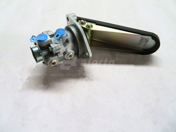 Цилиндр тормозной главный JAC (с педалью) SORL