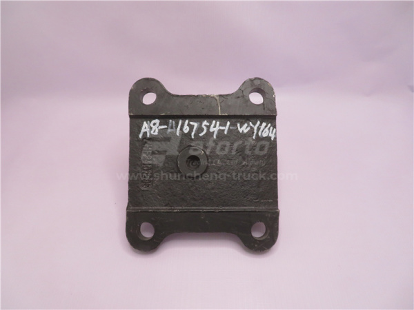 Кронштейн тяги реактивной GTL левый