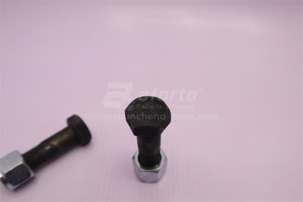 Болт 16*55*1.5 коническая пара XCMG LW500F/XIAGONG/LINGONG (оригинал)