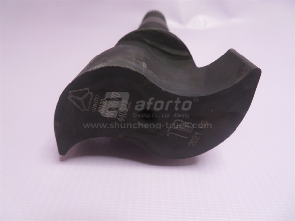 Вал тормозной HOWO 70T передний Z = 26 335мм (правый) (оригинал)