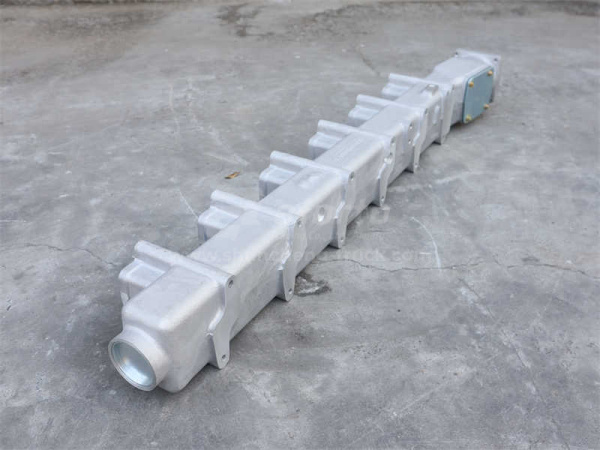 Коллектор впускной D10 (оригинал)