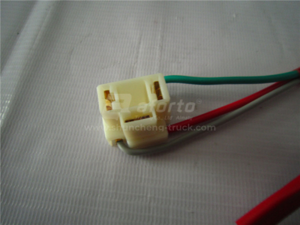 Разъём лампы H4 3 провода