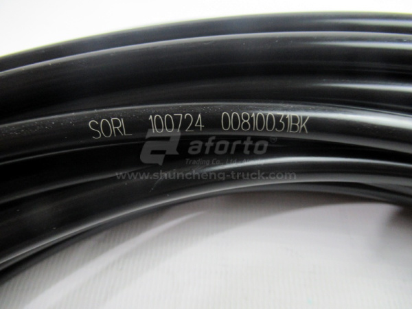 Трубка ПЛМ (полиамидная) (d 8х1) 25м УНИВЕРСАЛЬНОЕ (07723)