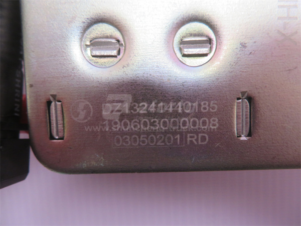 Замок кабины гидравлический SHAANXI M3000/L3000 правый