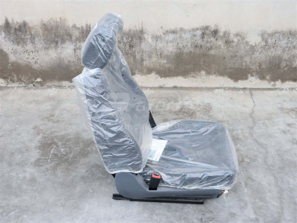 Кресло водителя SHAANXI X3000 пневматическое левая