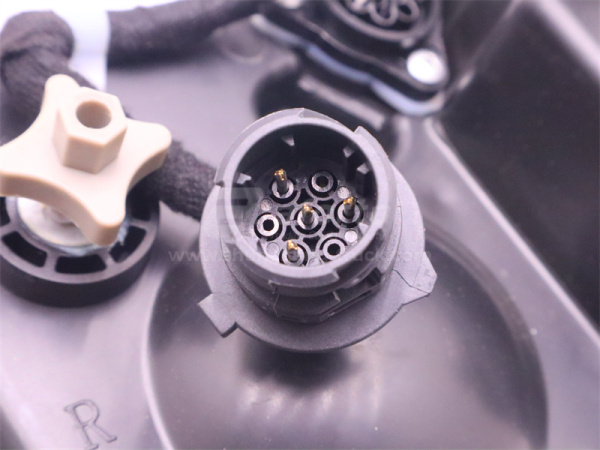 Фара HOWO T5G/TX LED правая HFX