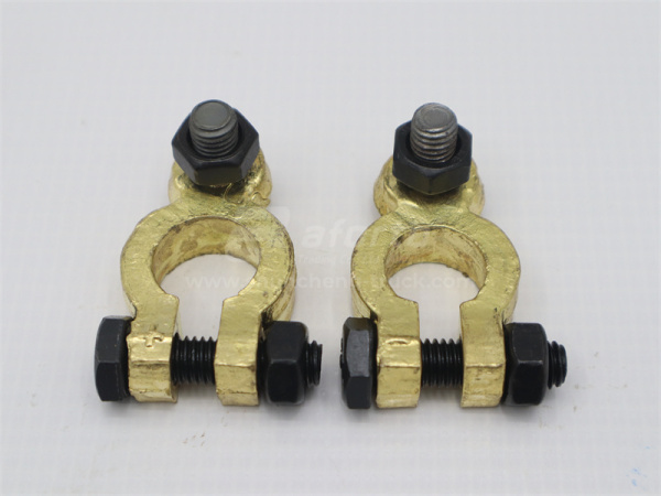 Клеммы аккумулятора медные (+ -) (2шт) (хорошее качество)