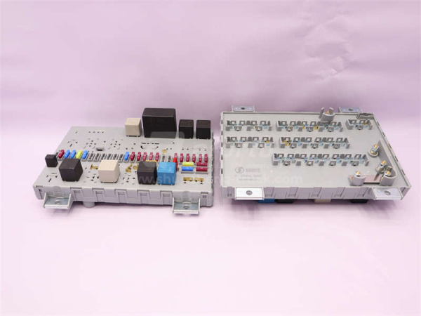 Блок предохранителей SHAANXI F2000 (оригинал)