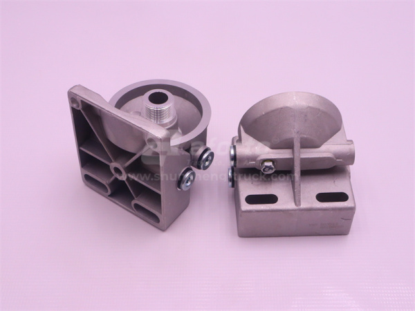 Кронштейн фильтра топливного SINOTRUK 0211