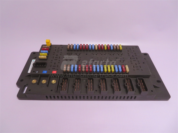 Блок предохранителей HOWO (оригинал)