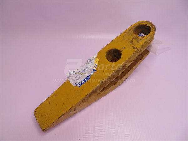 Зуб ковша средний XCMG ZL50G старая модель (оригинал)