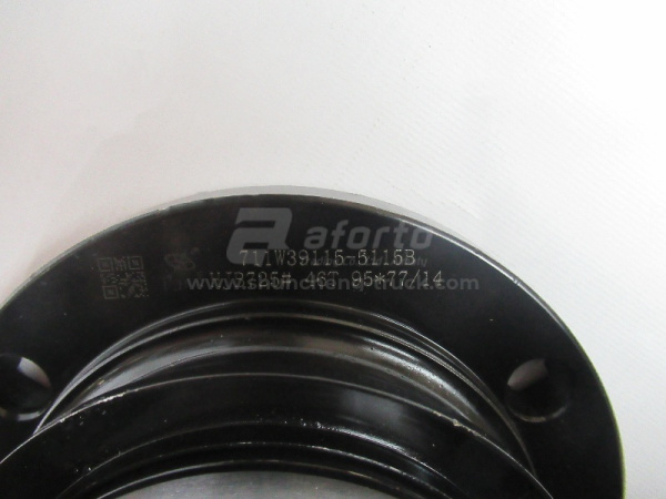 Фланец моста SINOTRUK MCP16 среднего (диаметр /высота/шлицы /отверстия)