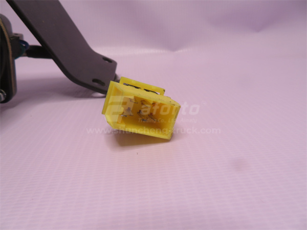 Электродвигатель стеклоочистителя HOWO 70T