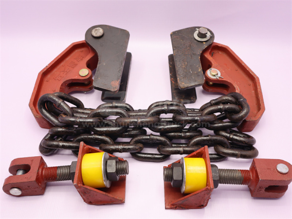 Замок заднего борта цепной SHAANXI /HOWO (2шт)