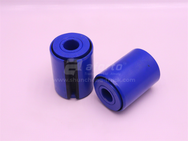 Сайлентблок кронштейна передней рессоры заднего HOWO T7H/C7H4*2 QINYAN