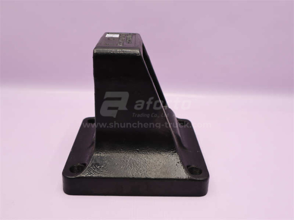 Кронштейн рессоры SHAANXI F2000 задней правый 15.5*17 (оригинал)