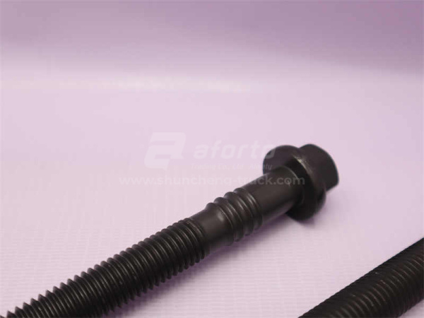 Болт головки блока 14*185*2.0 WEICHAI WP12/D12 (оригинал)