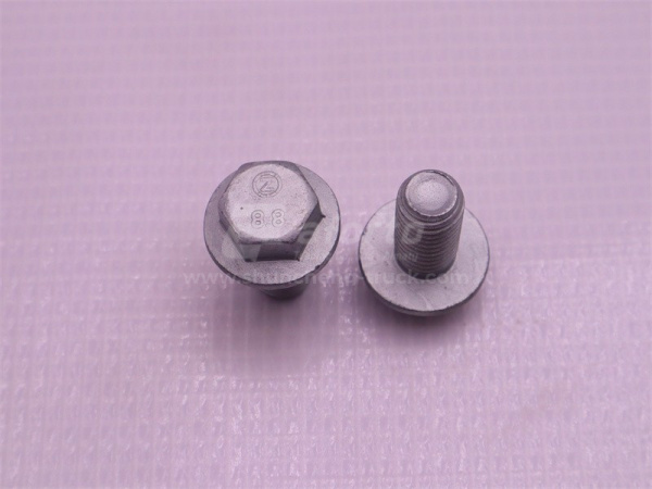 Болт 10*18*1.5 крышка редуктора бортового MCP160