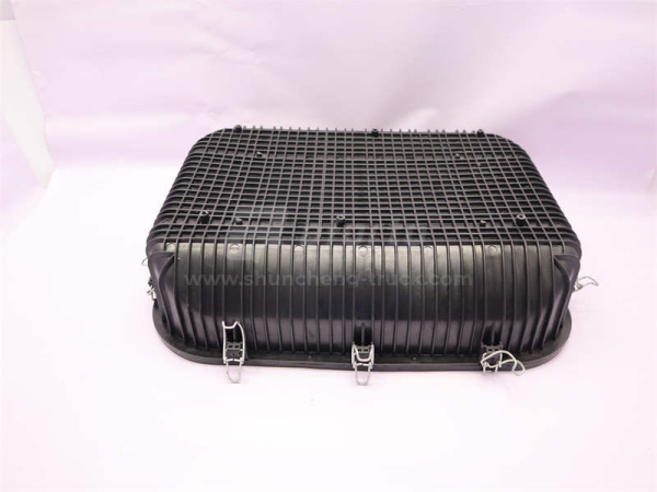 Крышка картриджа пылеуловителя воздушного фильтра нижняя пласстмассовая SHAANXI M3000 (оригинал)