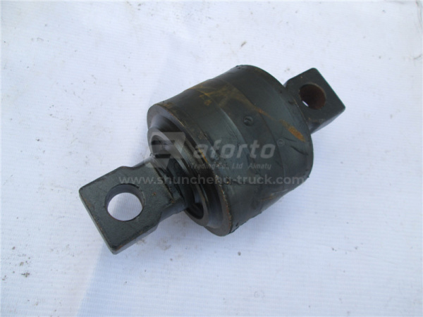 Сайлентблок тяги реактивной DONGFENG TIANLONG/DALISHEN 95*67*152*21