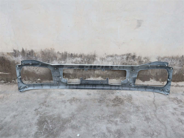 Бампер SHAANXI L3000 самосвал пластмассовый без цвета (оригинал)