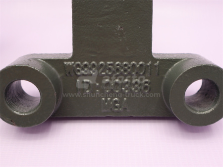 Скоба стабилизатора HOWO 2010 переднего