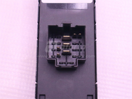 Переключатель стеклоподъёмника SHAANXI X3000/X5000 5120 правой