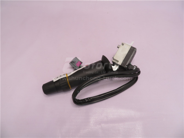 Переключатель света и поворотов подрулевой FOTON OUMAN GTL левый оригинал