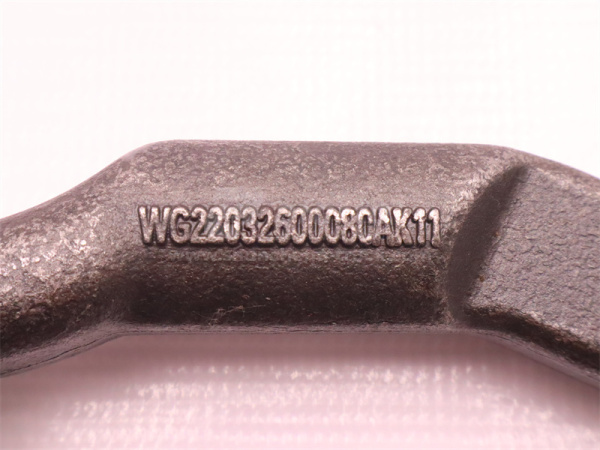 Вал вилки сцепления КПП передачи в сборе в валом SINOTRUK новая модель (оригинал)