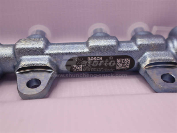 Распределитель топливный D10 (оригинал)