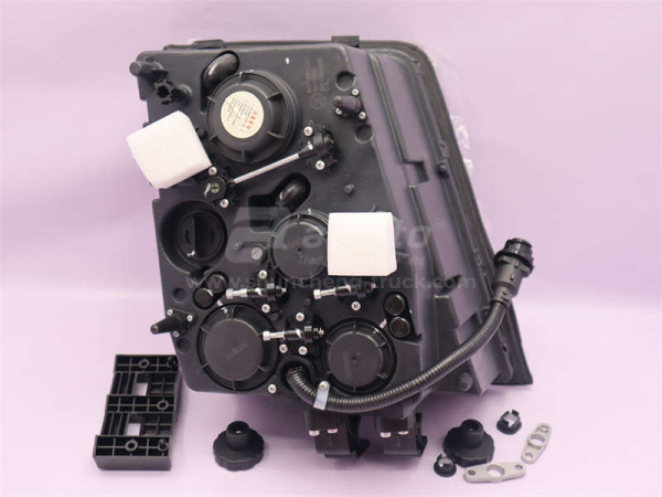 Фара SHAANXI X3000 тягач левая (оригинал)