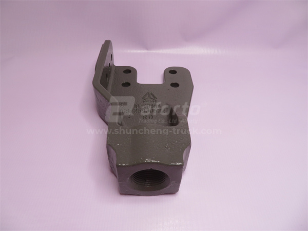 Гак буксирный  HOWO 0522 (оригинал)