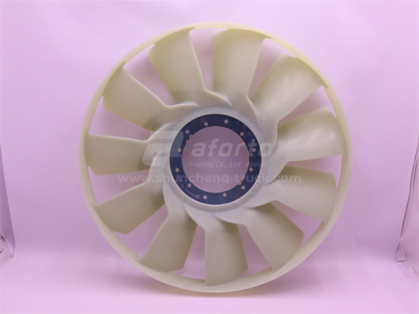 Крыльчатка вентилятора радиатора WP12 11 лопастей D = 704