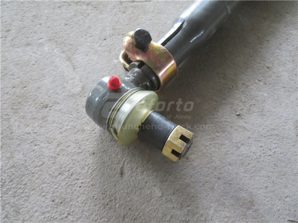 Тяга рулевая HOWO A7 продольная 0040