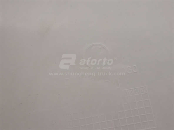 Обтекатель кабины SHAANXI X3000 белый левый