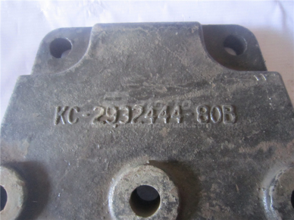 Кронштейн рессоры FAW J6 8*4 передней подвески задней