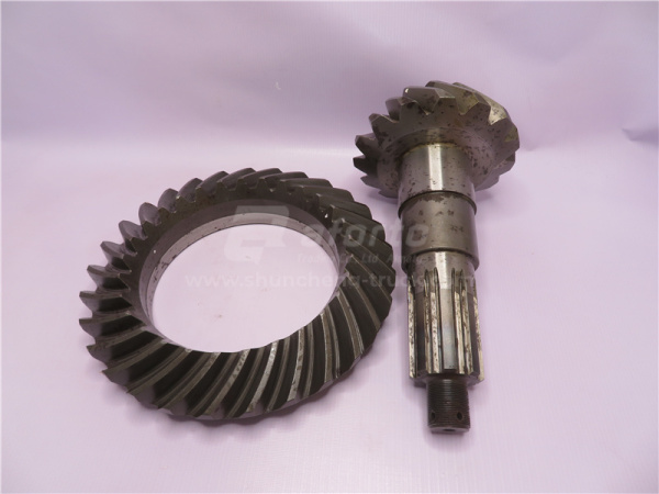 Коническая пара STEYR заднего моста 15:29 6.72