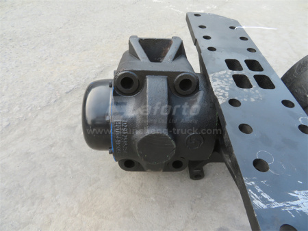 Балансир в сборе SHAANXI F2000 786mm