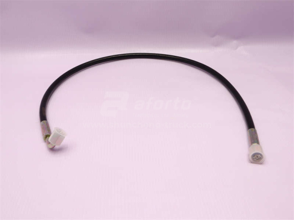 Шланг гидравлики подъема кабины SHAANXI M3000/X3000 (оригинал)