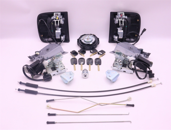 Замок двери кабины HOWO T5G в сборе левый + правой