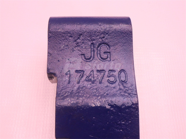 Кронштейн двигателя WEICHAI DEUTZ WP6.210E32 передний левый (оригинал)