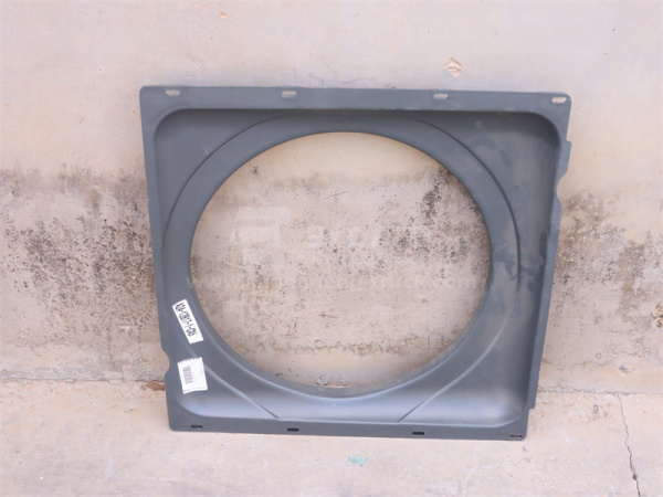 Диффузор вентилятора HOWO A7 малький