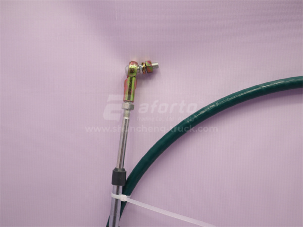 Трос переключения передач КПП HOWO 2007 3.4M красный (хорошее качество)