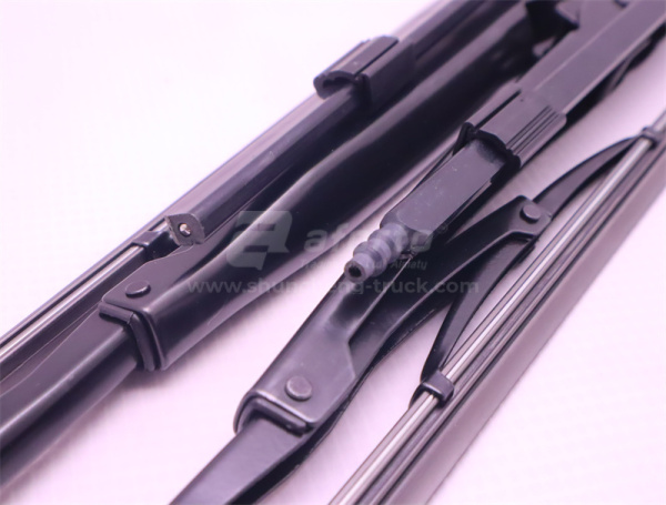 Щетка стеклоочистителя SHAANXI X3000/X5000 650мм