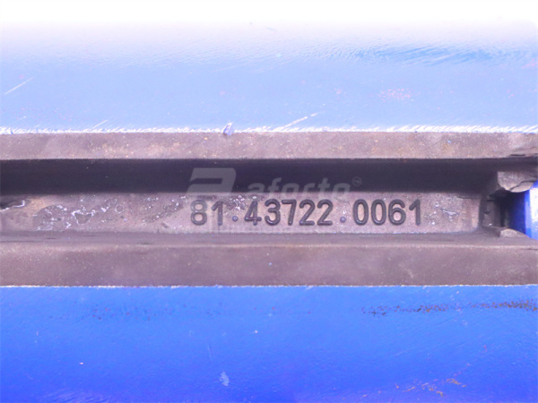 Сайлентблок кронштейна передней рессоры заднего HOWO T7H/C7H4*2 QINYAN