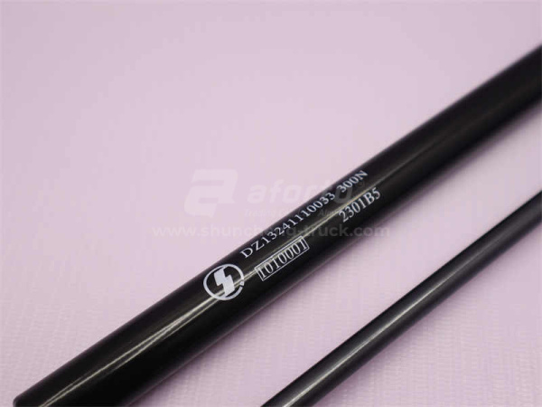 Торсион капота SHAANXI F2000 740мм (оригинал)