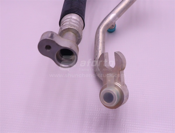 Шланг радиатора кондиционера SHAANXI L3000 (оригинал)